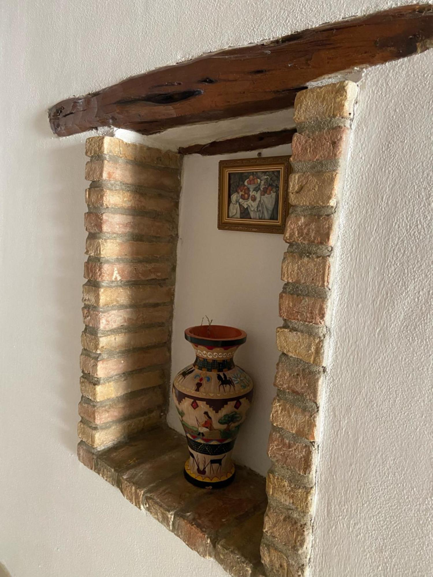 Entu E Mari - Maistu Cagliari Oda fotoğraf